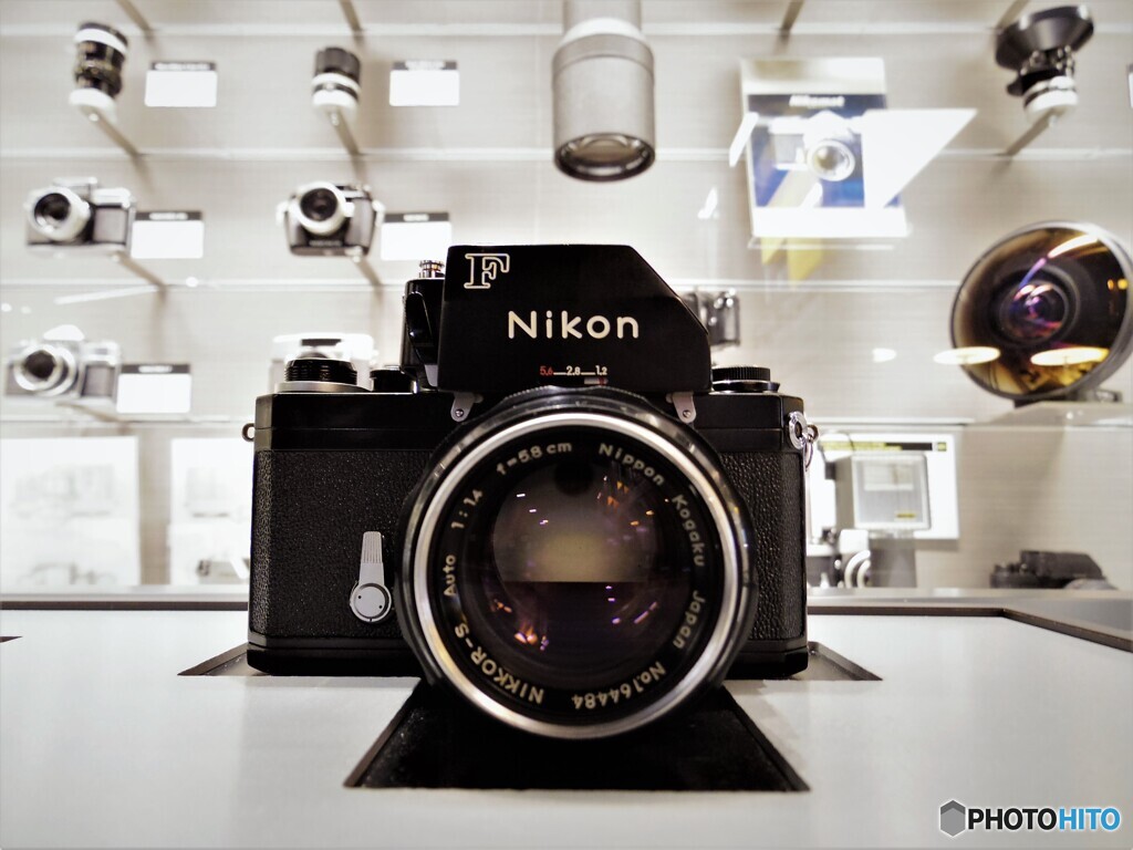 Nikon F
