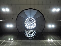 東京駅・・・もう一つの天井