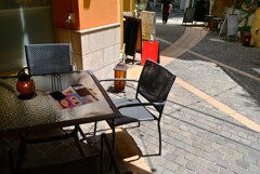 A table and chair