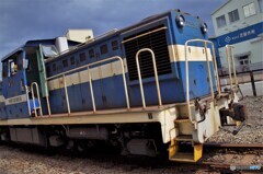 神奈川臨海鉄道・・・運行中