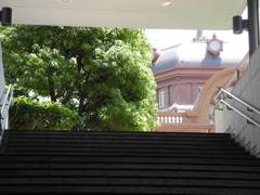 上り駅への階段