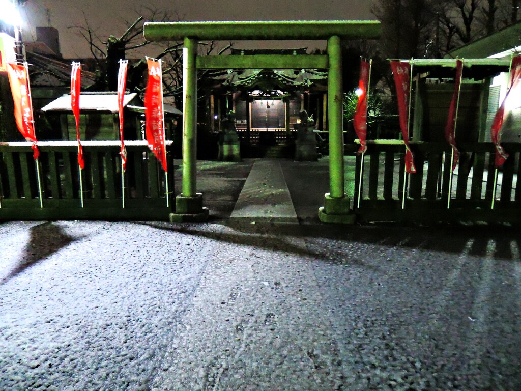深夜の神社