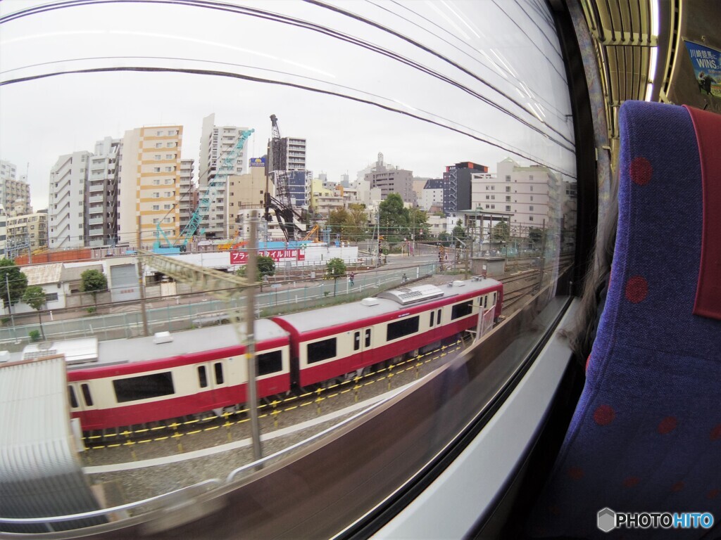 京急特快の車窓・・・大師線待機