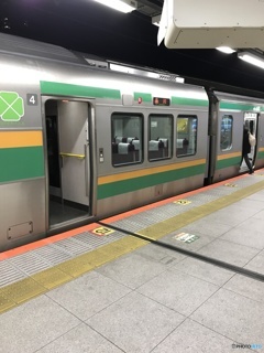 上り最終・・・ここ横浜駅