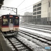 降雪のある駅にて