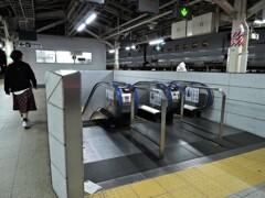 夜の東京駅(2)