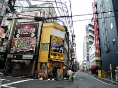 朝から並んでいるラーメン屋さん