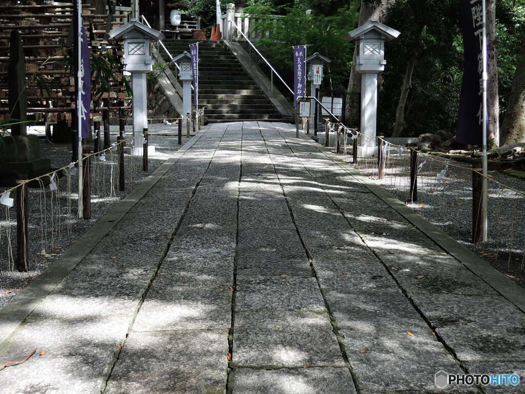 奥の境内