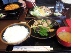 とある日の昼食で・・・