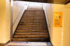 見つけた！「8番出口」！！