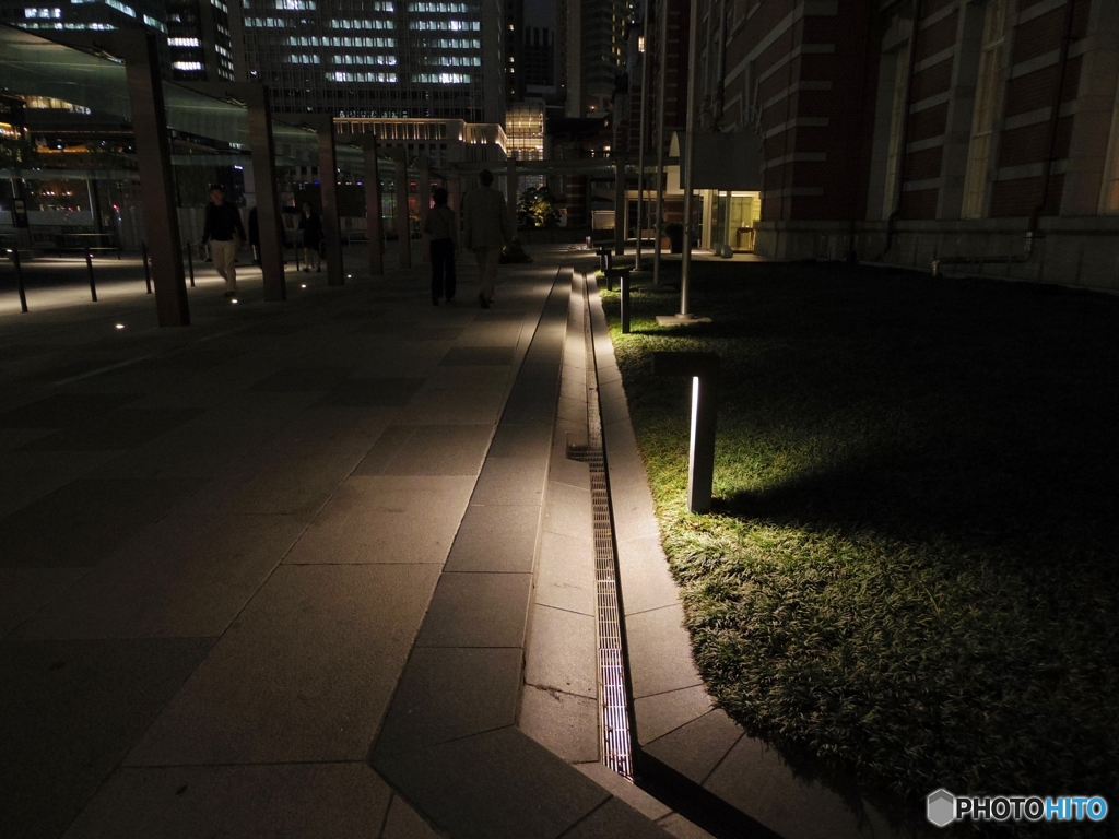東京駅の灯火