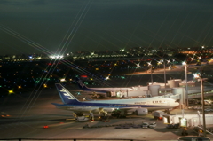 夜の羽田空港１