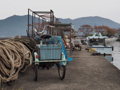 沖島と自転車