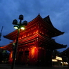 寺院と洋灯