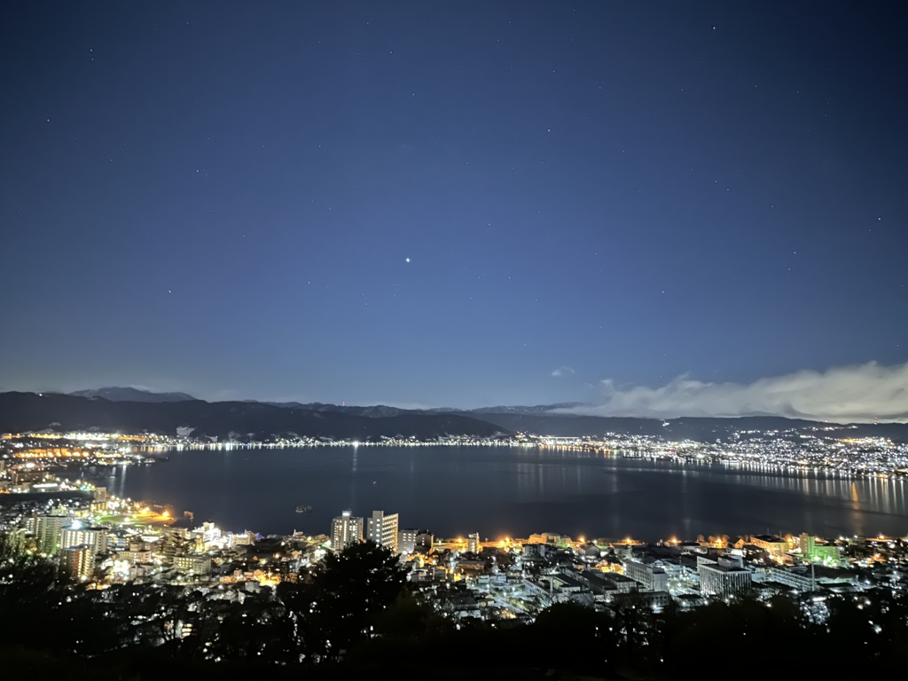 諏訪湖の夜景