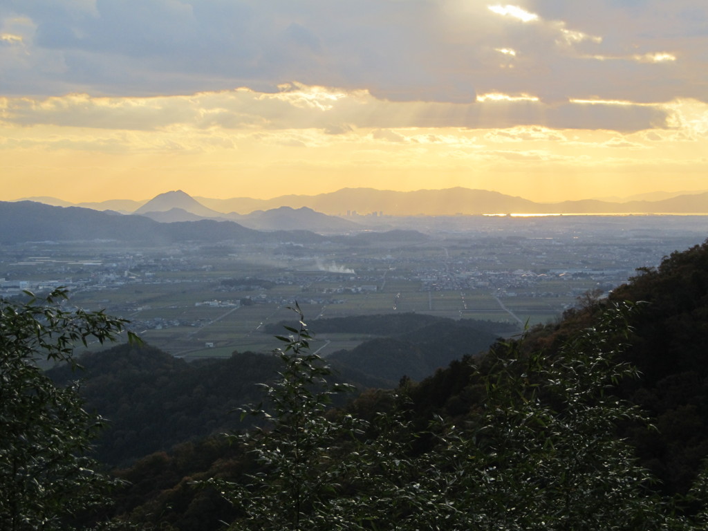 近江の夕景