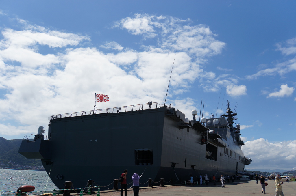 護衛艦「いせ」２