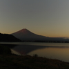 染まる富士の頂