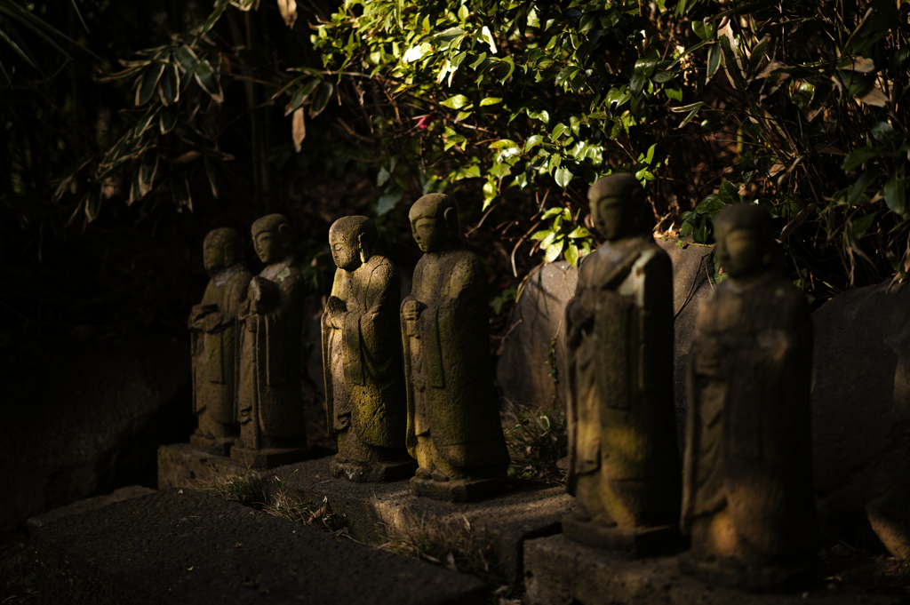 五島美術館庭園にて