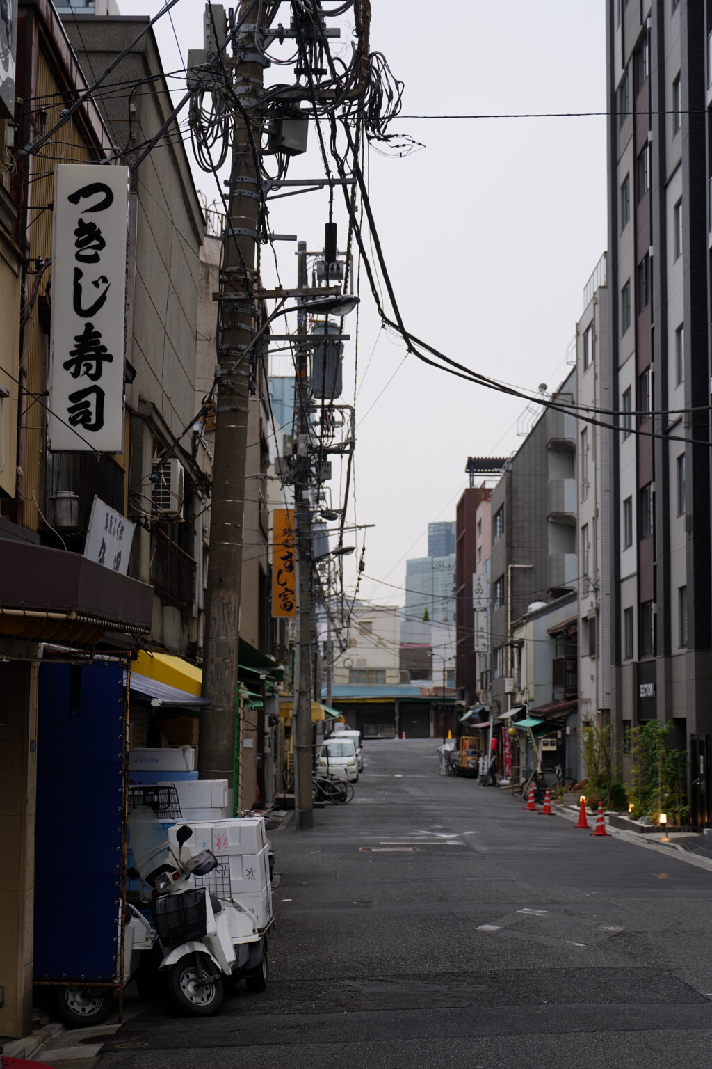 築地にて 3