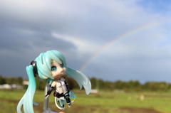 虹とミクさん