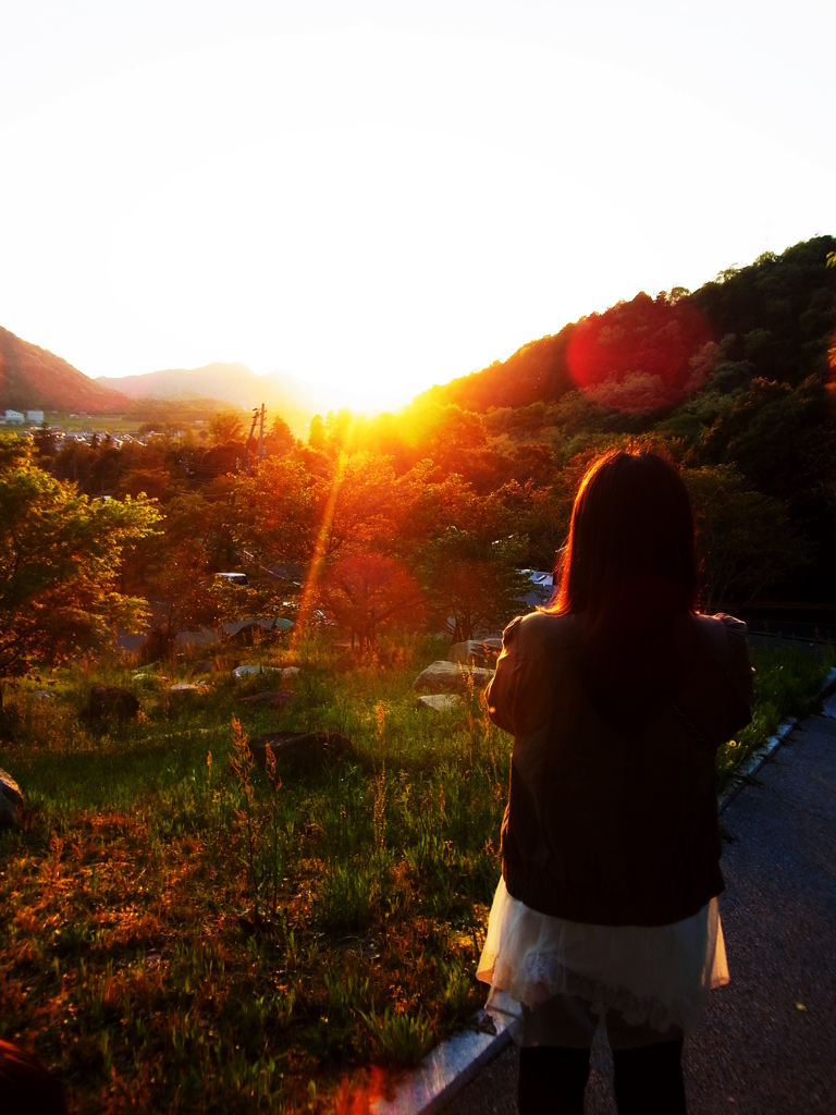 夕陽と嫁