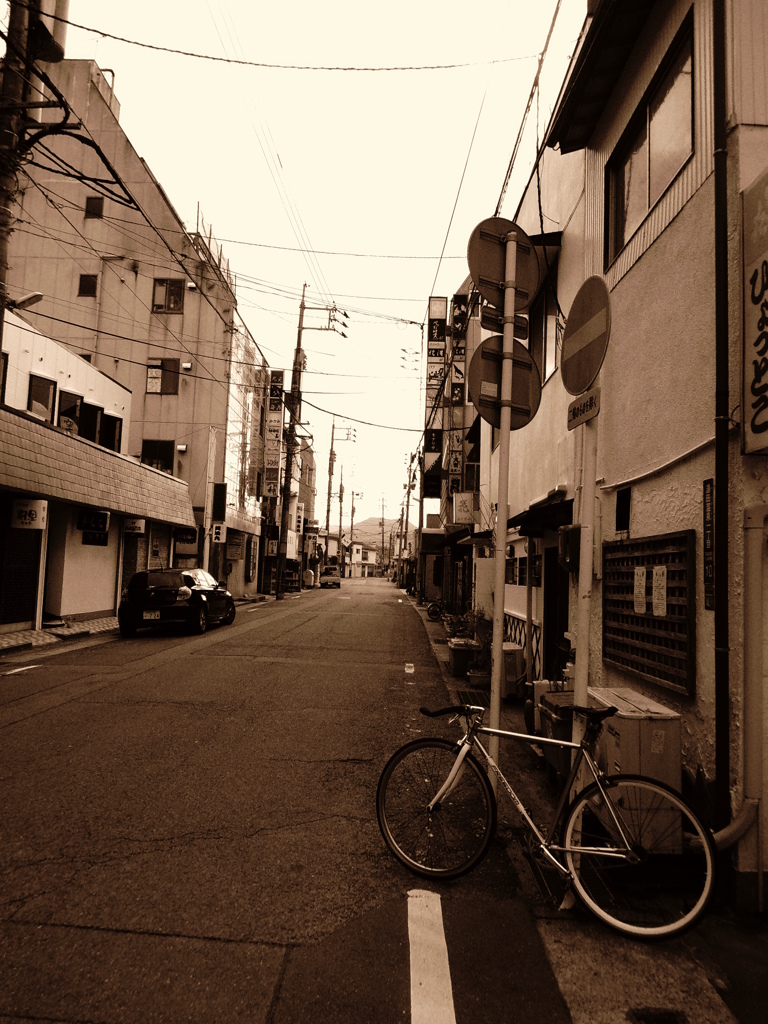 静かな通りを・・・