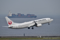JAL737