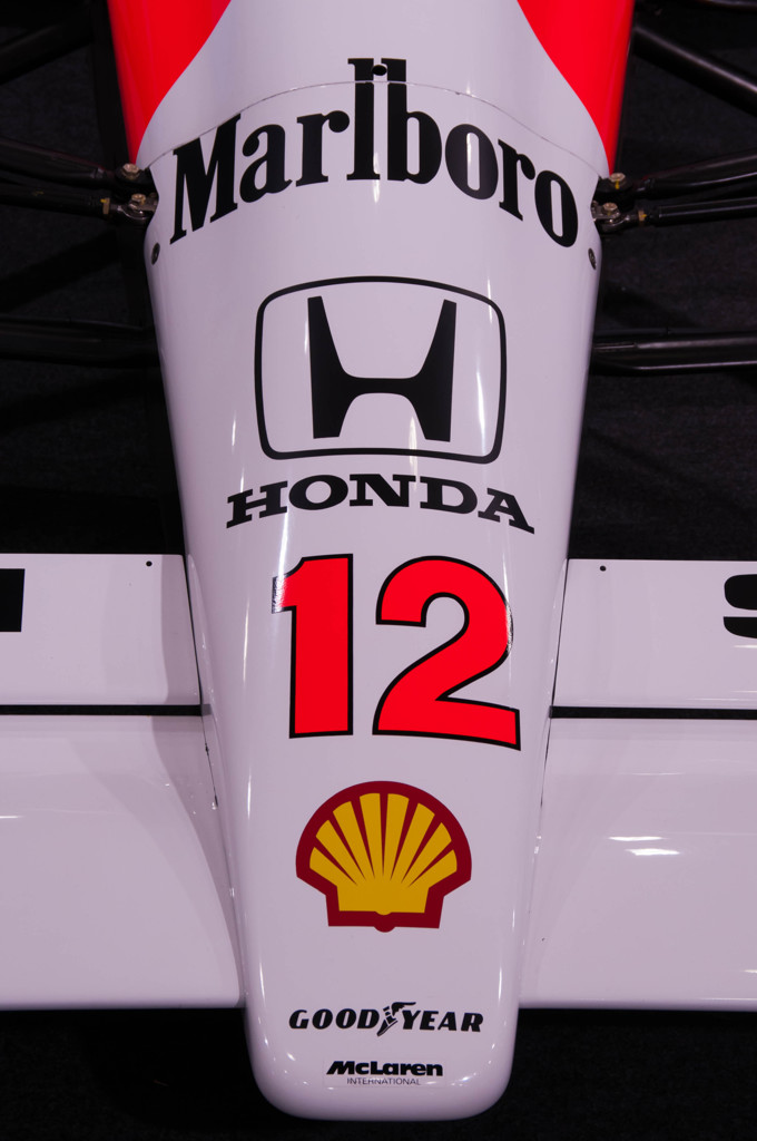 McLaren Honda MP4/4 - Front