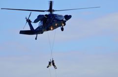UH-60J～ラペリング降下