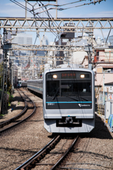 各駅停車本厚木行き