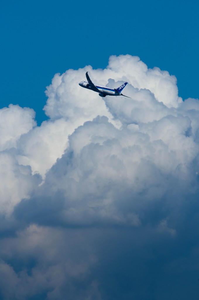Cloud & Airplane 09