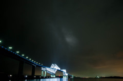 雲を照らす橋