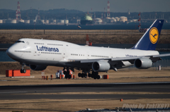 Lufthansa B747-8