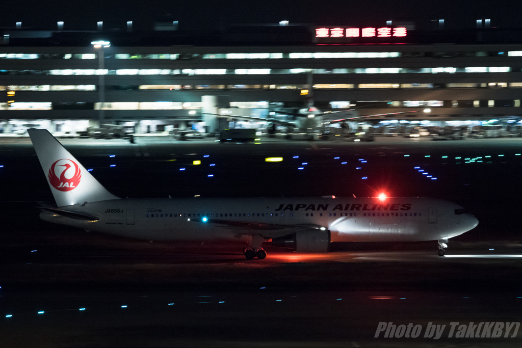767 タキシー