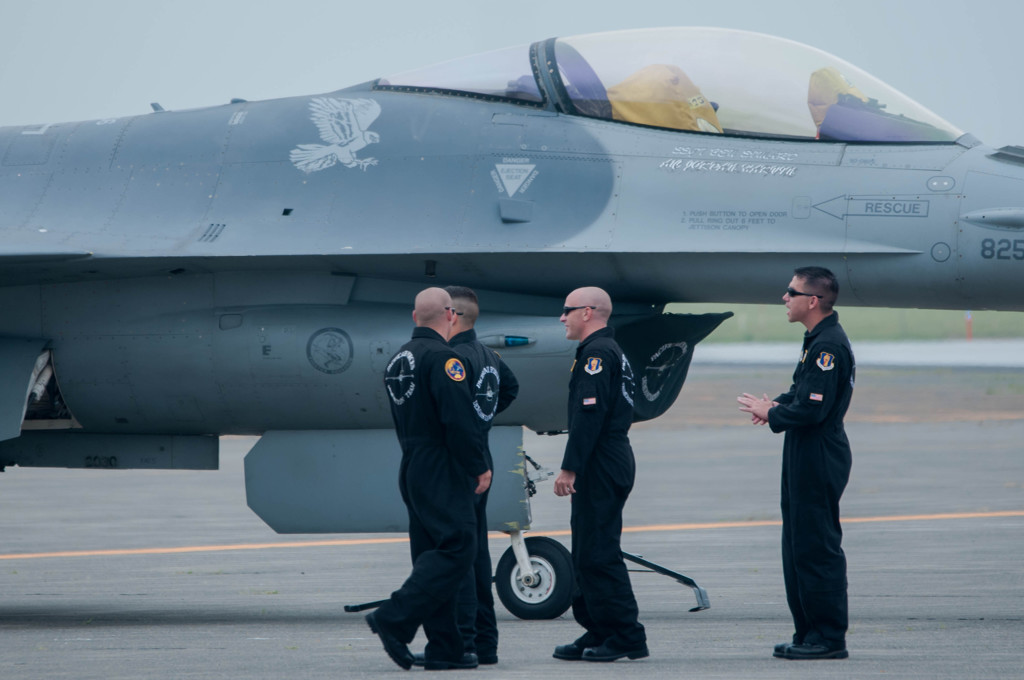 PACAF F-16 DEMO TEAM