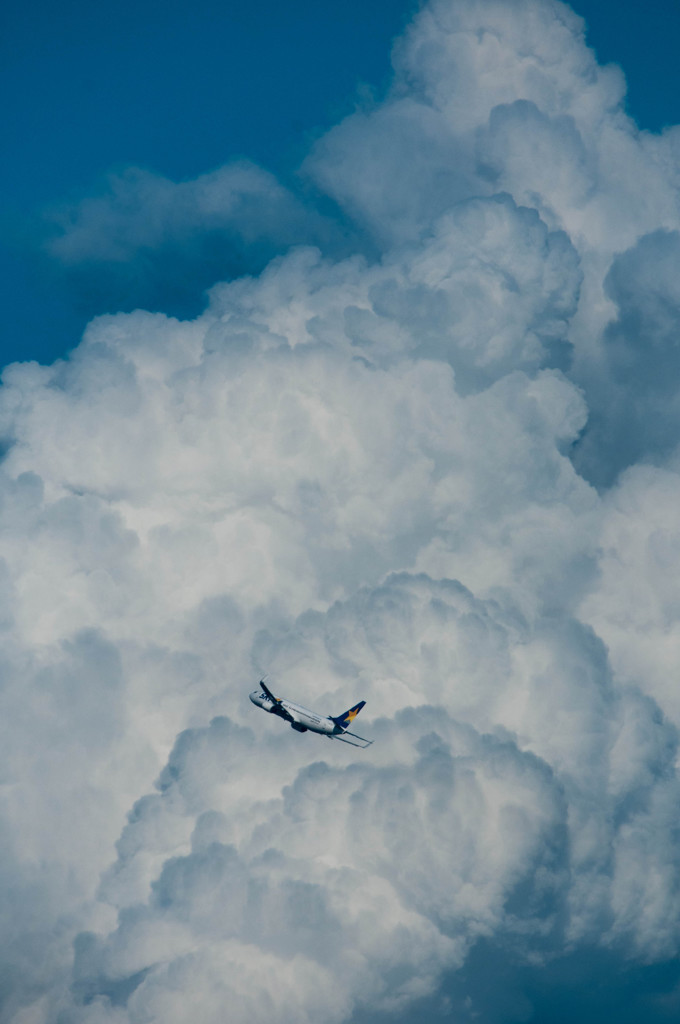 Cloud & Airplane 08