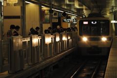 新宿駅入線