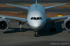 Boeing787-8