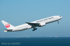 JAL 777