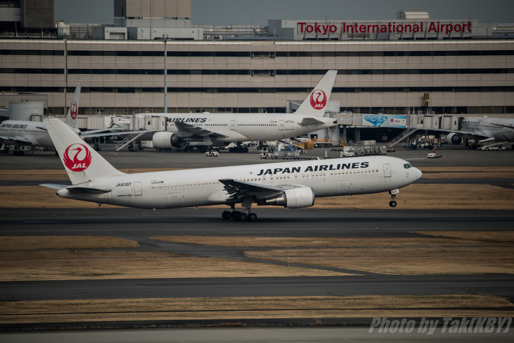 HND×767
