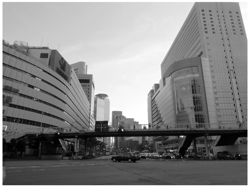 懐古的見聞ー大阪駅前