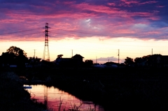 夕暮れの雲　桃