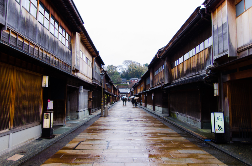 雨の茶屋街