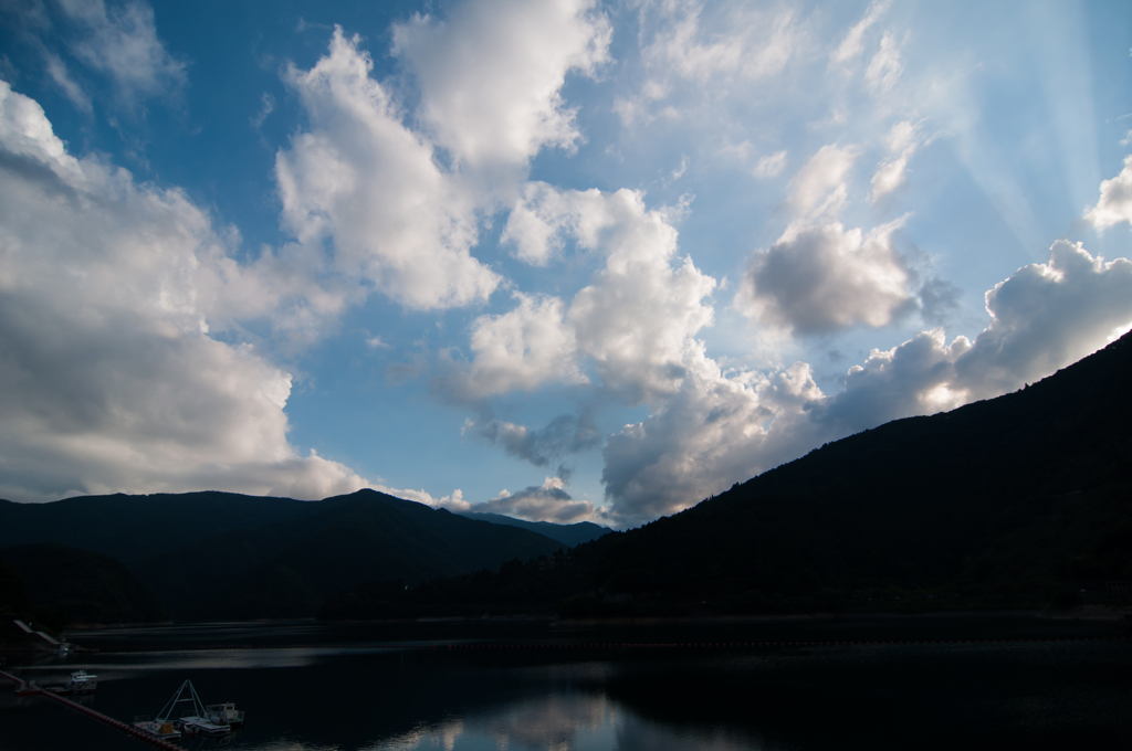 空・山・水