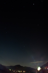 山と秋の星