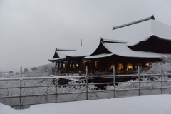 雪の清水寺