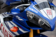YZF-R1