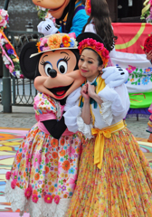 ダンサーさんとミニー