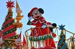 【ディズニー・サンタヴィレッジ・パレード2011】ミニー